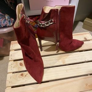 Nine West Booties (suede/leather) Burgandy